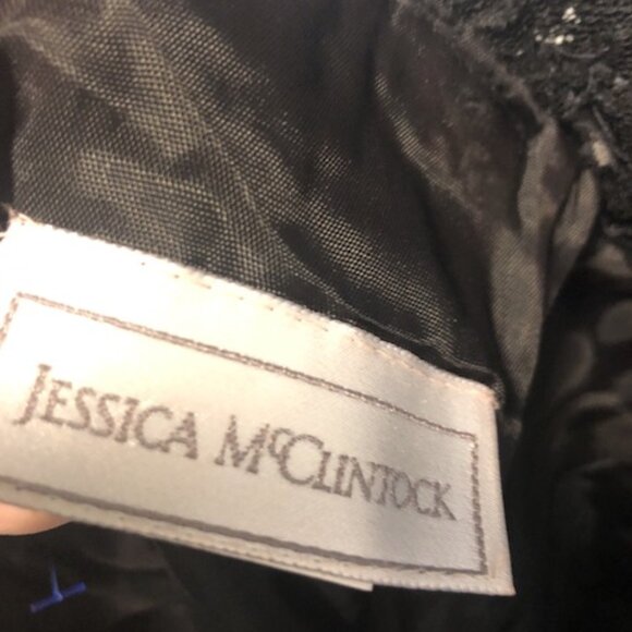 Vintage Jessica McClintock Lace and Velvet Dress - Picture 6 of 6